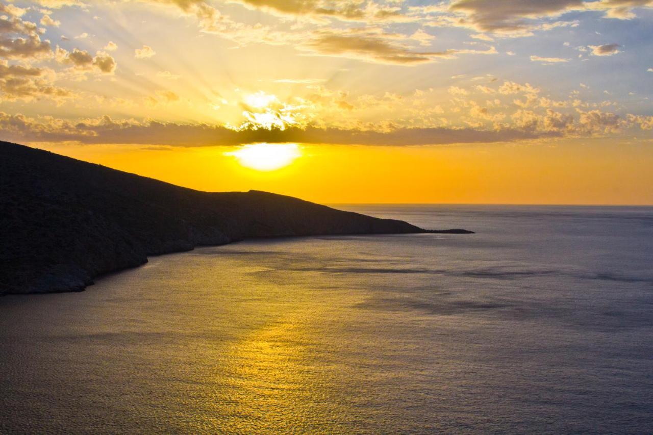 Happy Cretan Suites Agia Pelagia Rom bilde